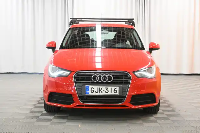 Punainen Viistoperä, Audi A1 – GJK-316