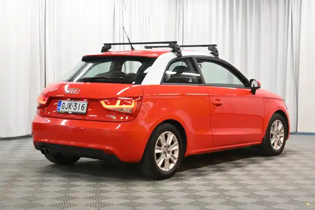 Punainen Viistoperä, Audi A1 – GJK-316