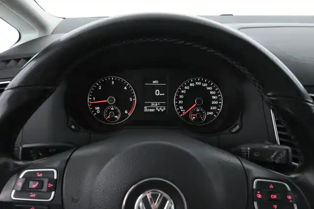 Harmaa Tila-auto, Volkswagen Sharan – GJK-435