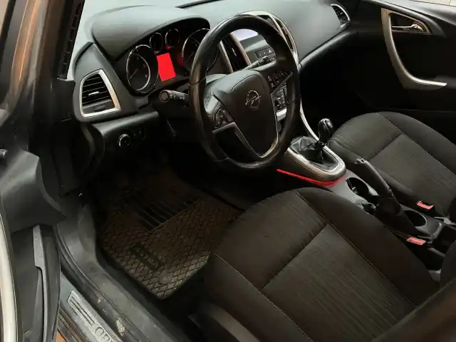 Harmaa Farmari, Opel Astra – GJK-956