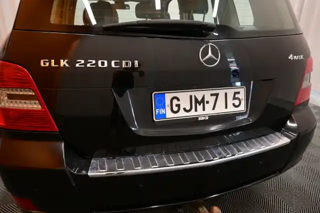 Musta Maastoauto, Mercedes-Benz GLK – GJM-715