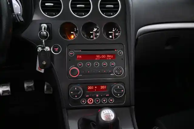 Musta Farmari, Alfa Romeo 159 – GJN-340