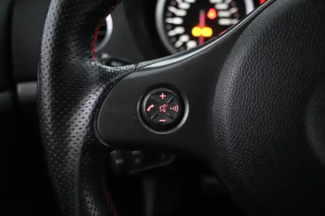 Musta Farmari, Alfa Romeo 159 – GJN-340