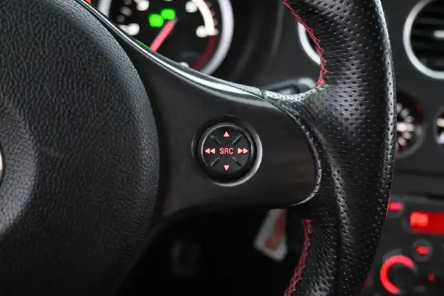 Musta Farmari, Alfa Romeo 159 – GJN-340