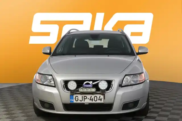 Harmaa Farmari, Volvo V50 – GJP-404