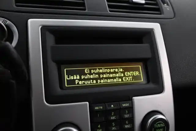 Harmaa Farmari, Volvo V50 – GJP-404