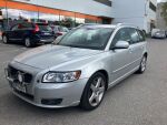 Harmaa Farmari, Volvo V50 – GJP-404, kuva 1