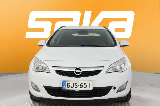 Valkoinen Farmari, Opel Astra – GJS-651