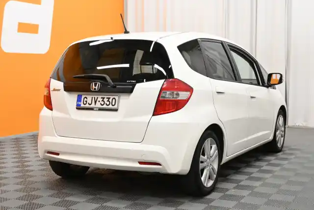 Valkoinen Viistoperä, Honda Jazz – GJV-330