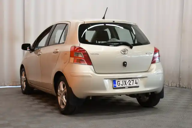 Hopea Viistoperä, Toyota Yaris – GJX-274