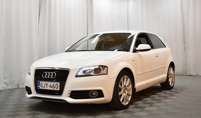 Valkoinen Viistoperä, Audi A3 – GJY-460