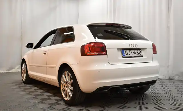 Valkoinen Viistoperä, Audi A3 – GJY-460