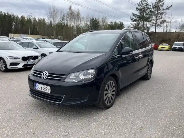 Musta Tila-auto, Volkswagen Sharan – GJY-529