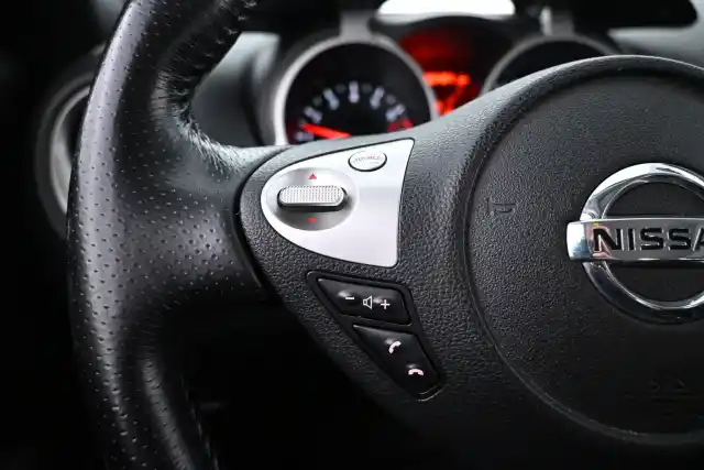 Punainen Viistoperä, Nissan Juke – GKE-189