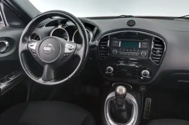 Punainen Viistoperä, Nissan Juke – GKE-189