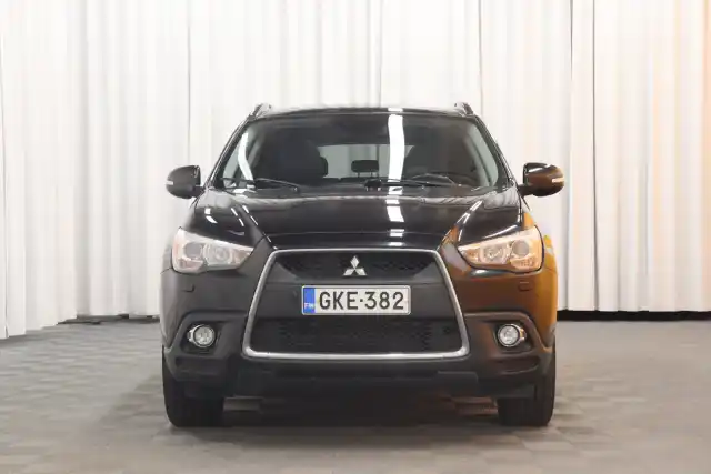 Musta Maastoauto, Mitsubishi ASX – GKE-382