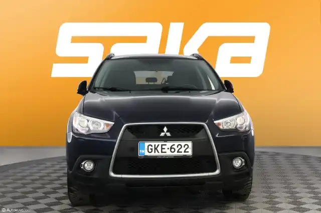 Sininen Maastoauto, Mitsubishi ASX – GKE-622