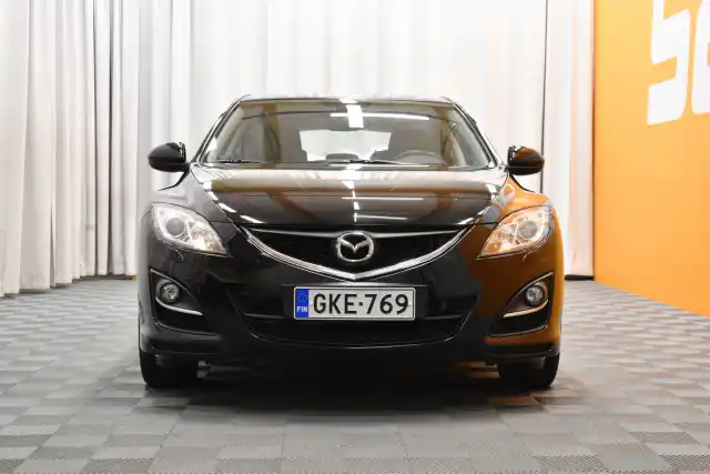 Musta Viistoperä, Mazda 6 – GKE-769