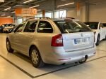 Hopea Farmari, Skoda Octavia – GKI-888, kuva 2