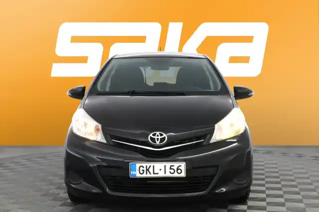 Musta Viistoperä, Toyota Yaris – GKL-156