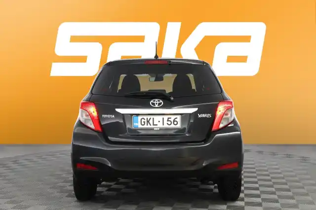 Musta Viistoperä, Toyota Yaris – GKL-156