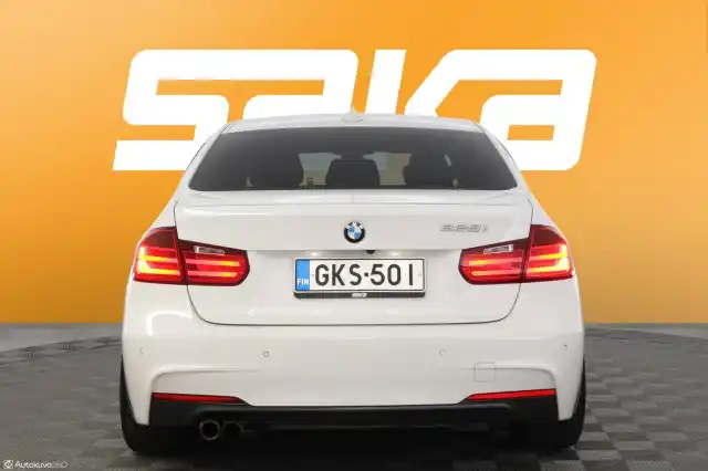 Valkoinen Sedan, BMW 328 – GKS-501