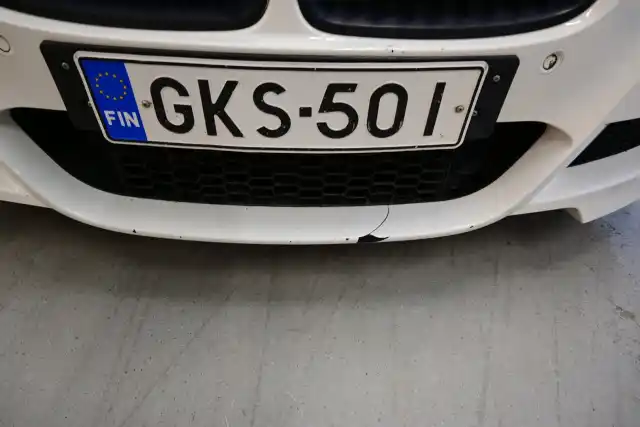 Valkoinen Sedan, BMW 328 – GKS-501