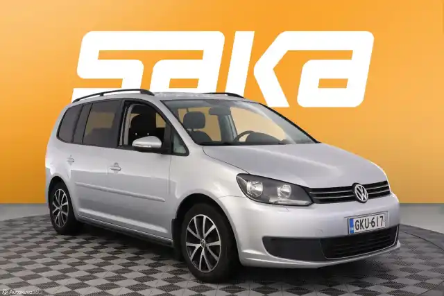 Hopea Tila-auto, Volkswagen Touran – GKU-617