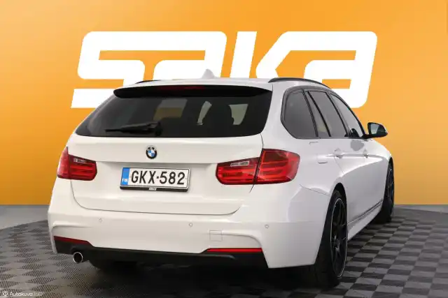 Valkoinen Farmari, BMW 320 – GKX-582