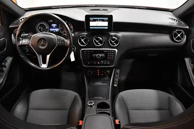 Punainen Viistoperä, Mercedes-Benz A – GKX-724