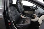 Musta Viistoperä, Volvo V40 – GKX-766, kuva 13