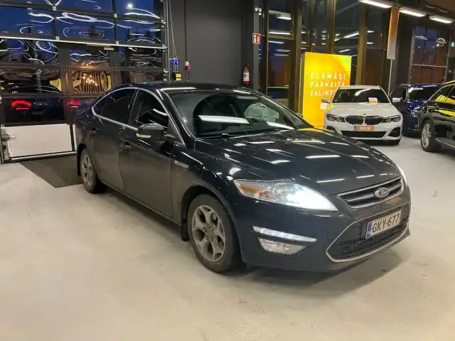 Musta Viistoperä, Ford Mondeo – GKY-677