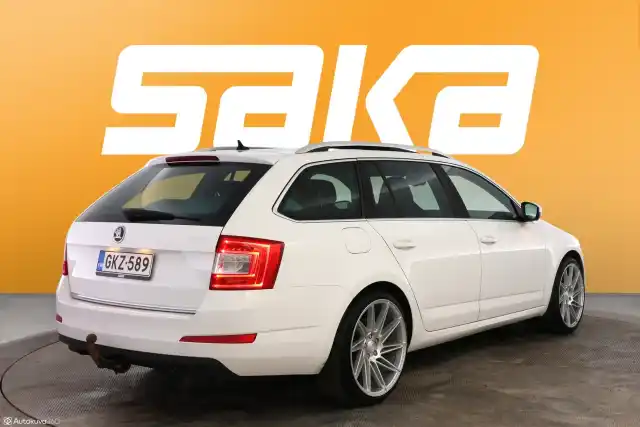 Valkoinen Farmari, Skoda Octavia – GKZ-589