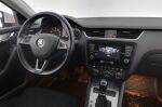 Valkoinen Farmari, Skoda Octavia – GKZ-589, kuva 10