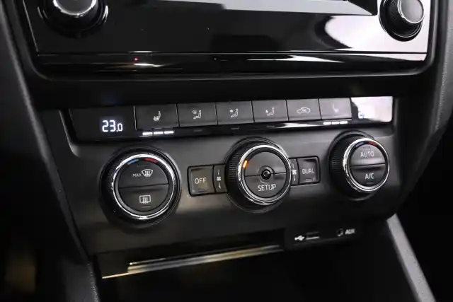 Ruskea Viistoperä, Skoda Octavia – GLA-612