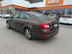 Ruskea Viistoperä, Skoda Octavia – GLA-612, kuva 4
