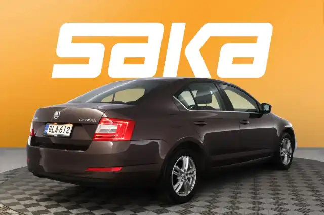 Ruskea Viistoperä, Skoda Octavia – GLA-612