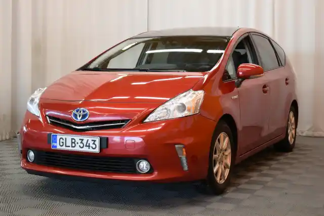 Punainen Tila-auto, Toyota Prius+ – GLB-343