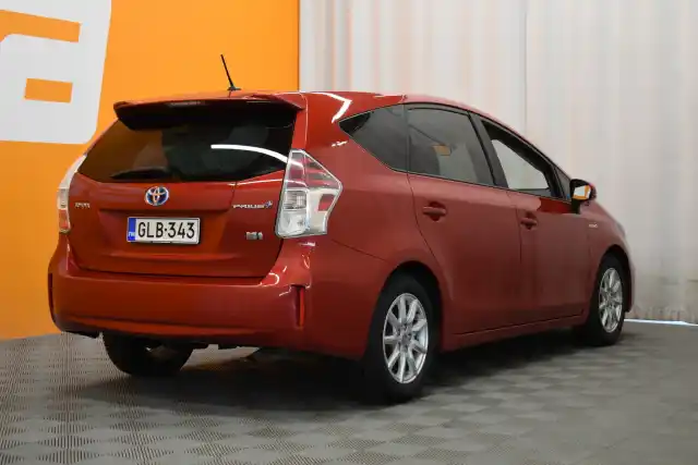 Punainen Tila-auto, Toyota Prius+ – GLB-343