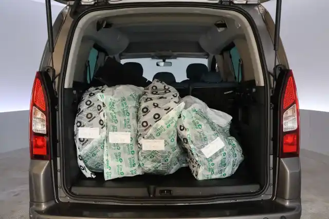 Harmaa Tila-auto, Citroen Berlingo – GLB-818