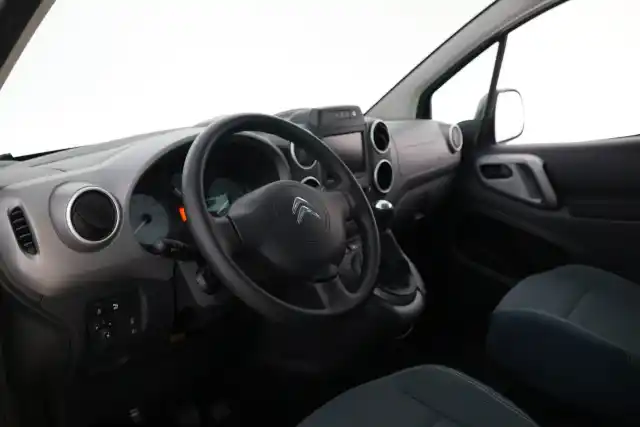 Harmaa Tila-auto, Citroen Berlingo – GLB-818