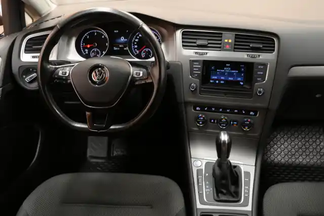 Harmaa Farmari, Volkswagen Golf – GLF-100