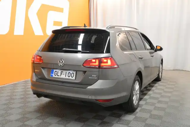 Harmaa Farmari, Volkswagen Golf – GLF-100