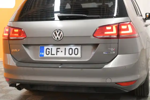 Harmaa Farmari, Volkswagen Golf – GLF-100