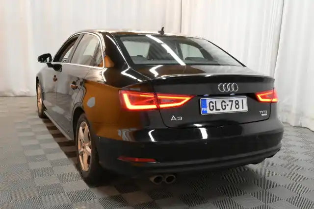 Musta Sedan, Audi A3 – GLG-781