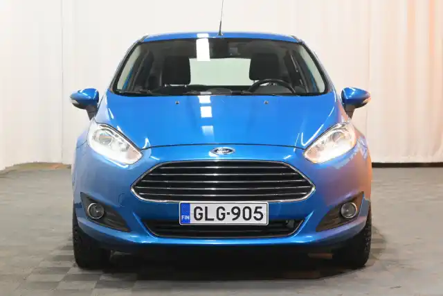 Sininen Viistoperä, Ford Fiesta – GLG-905