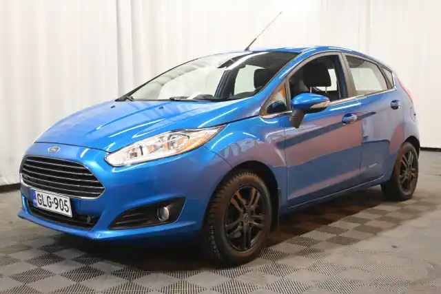 Sininen Viistoperä, Ford Fiesta – GLG-905