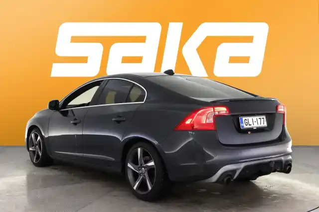 Harmaa Sedan, Volvo S60 – GLI-177