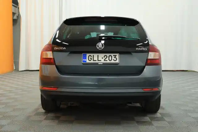 Harmaa Viistoperä, Skoda Rapid – GLL-203