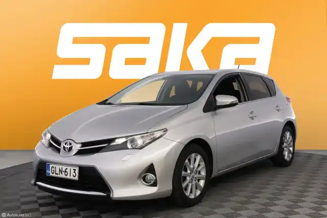 Hopea Viistoperä, Toyota Auris – GLN-613